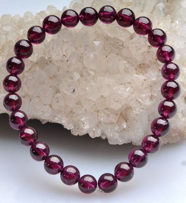 精品純天然巴西紫牙烏紫石榴石圓珠手鏈 優雅與天然的完美融合